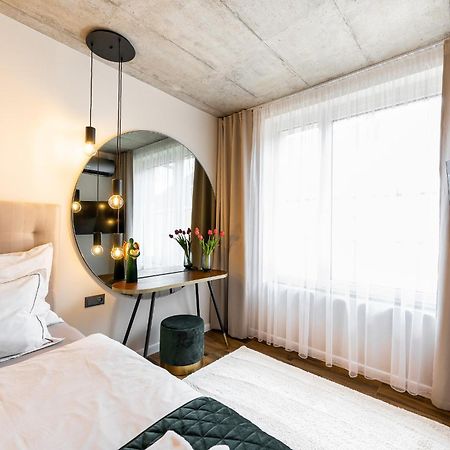H75 Apartments Kosice Centre Екстер'єр фото
