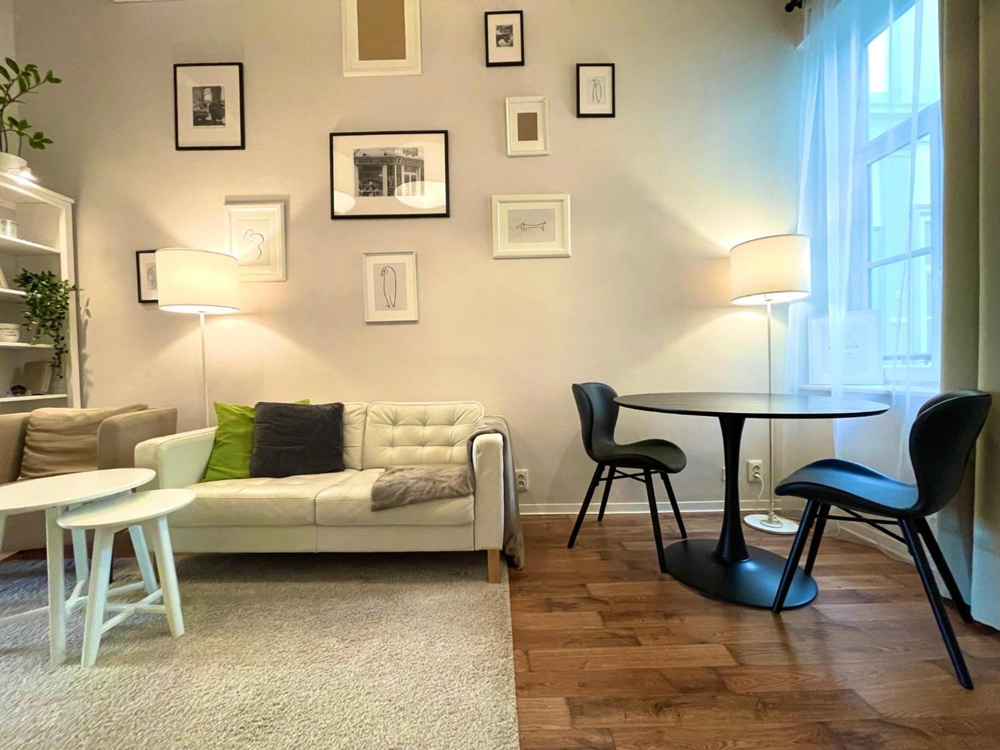 H75 Apartments Kosice Centre Екстер'єр фото