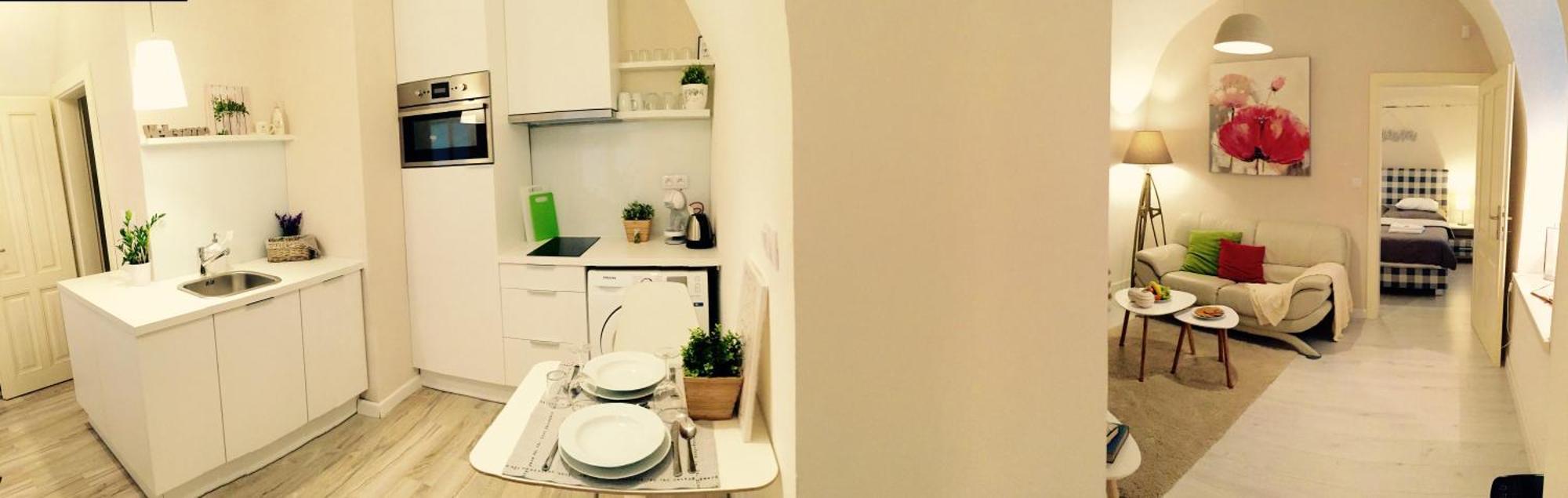 H75 Apartments Kosice Centre Екстер'єр фото