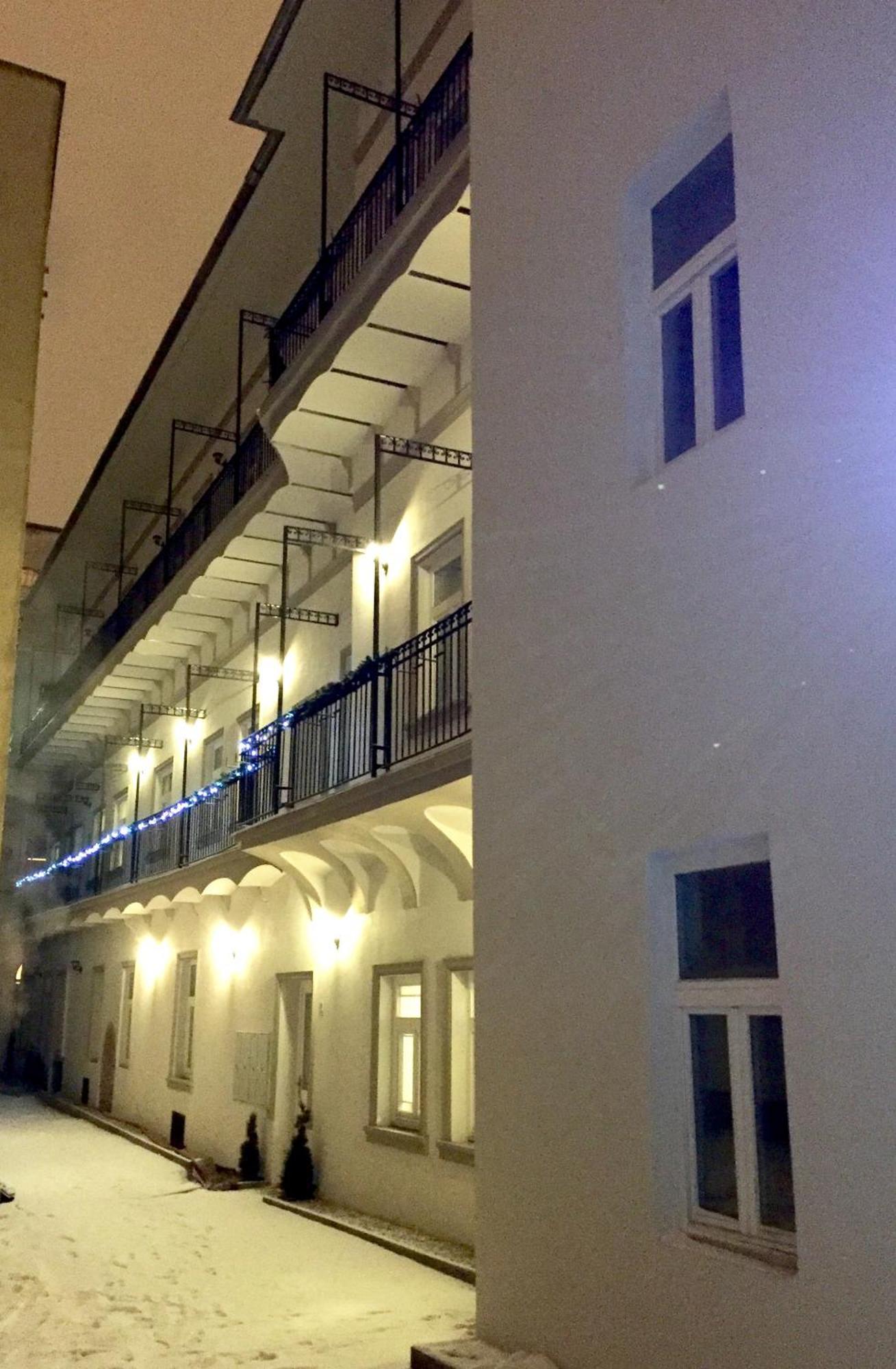 H75 Apartments Kosice Centre Екстер'єр фото