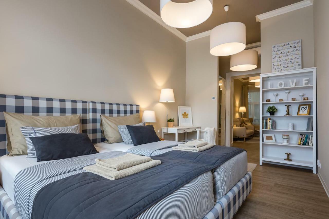 H75 Apartments Kosice Centre Екстер'єр фото